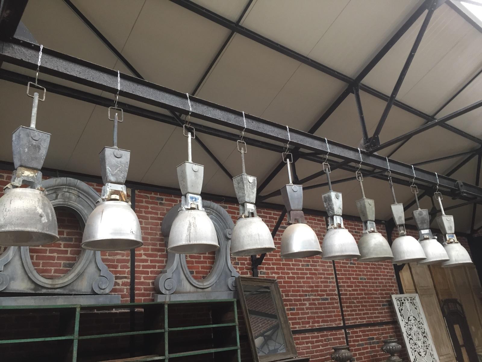 11 lampes industrielles intérieur en verre 